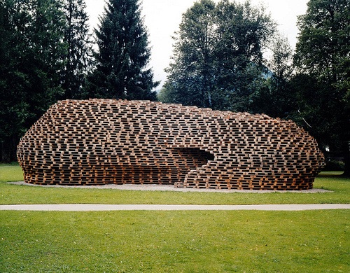 Pallet pavilion 1