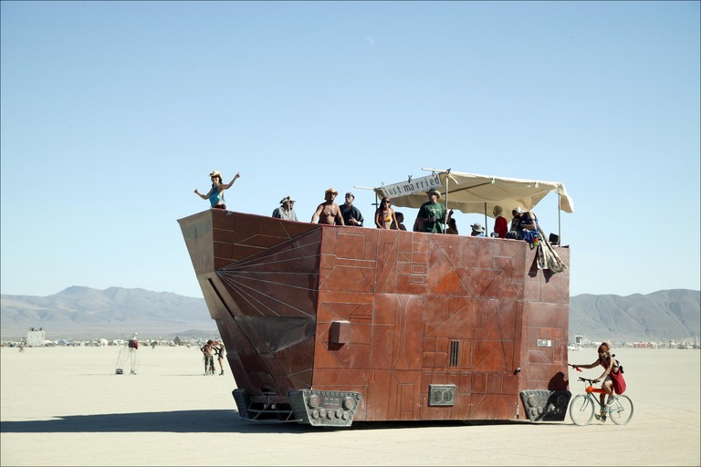 burning-man-star-wars-art-car